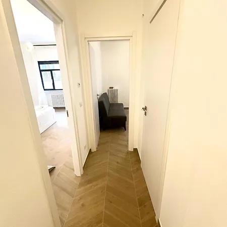 Dante 262 Apartment