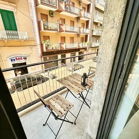 Dante 262 Apartment *