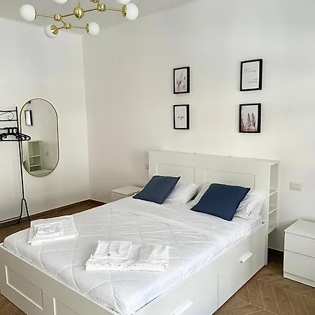 Apartman Dante 262 *